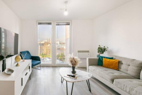 Morden 2 Bed flat - Old Trafford